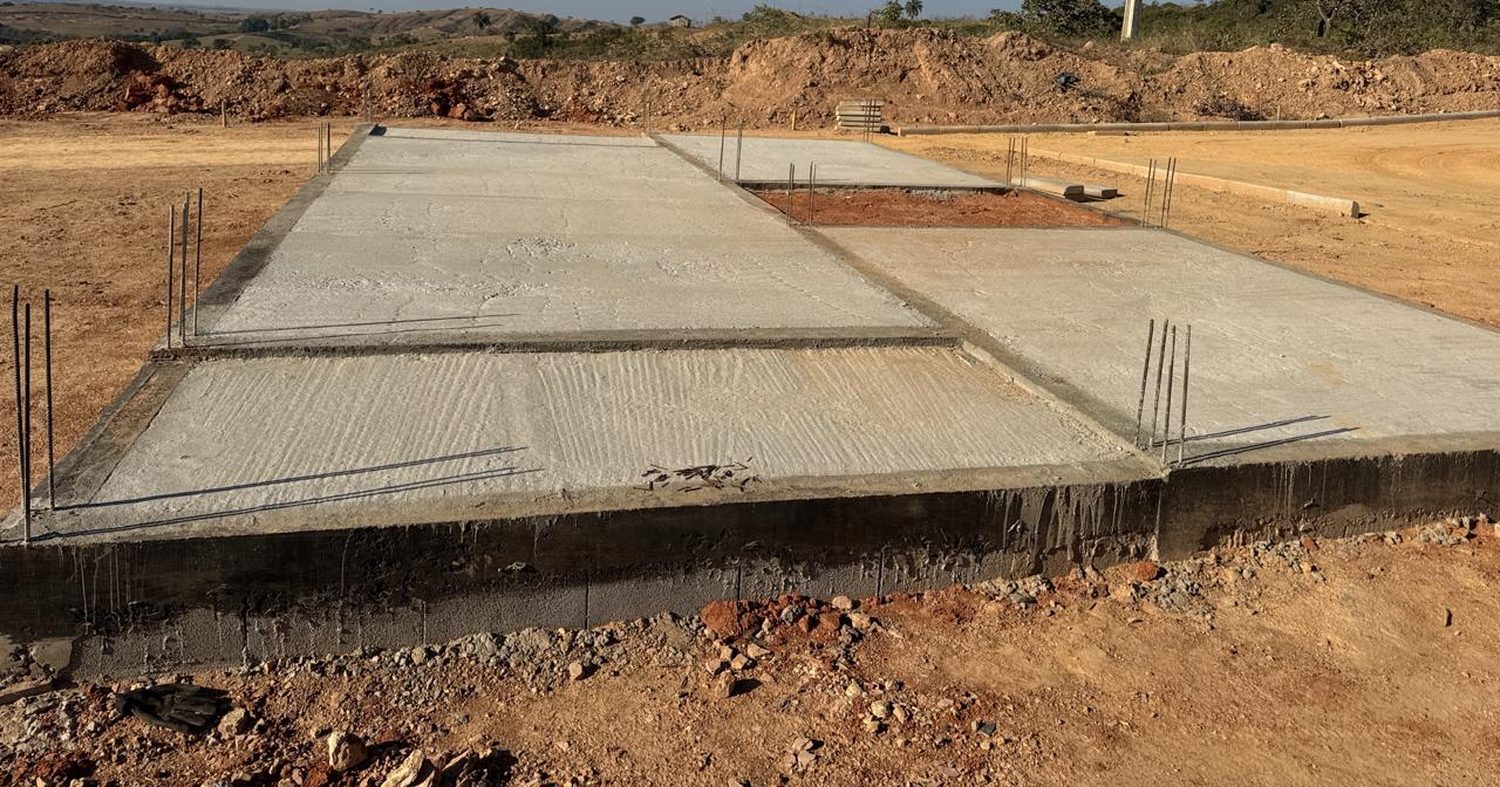 Radier de concreto concluído